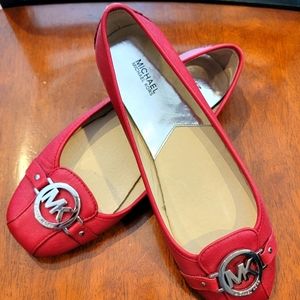 Michael Kors Fulton leather flats - like new!!